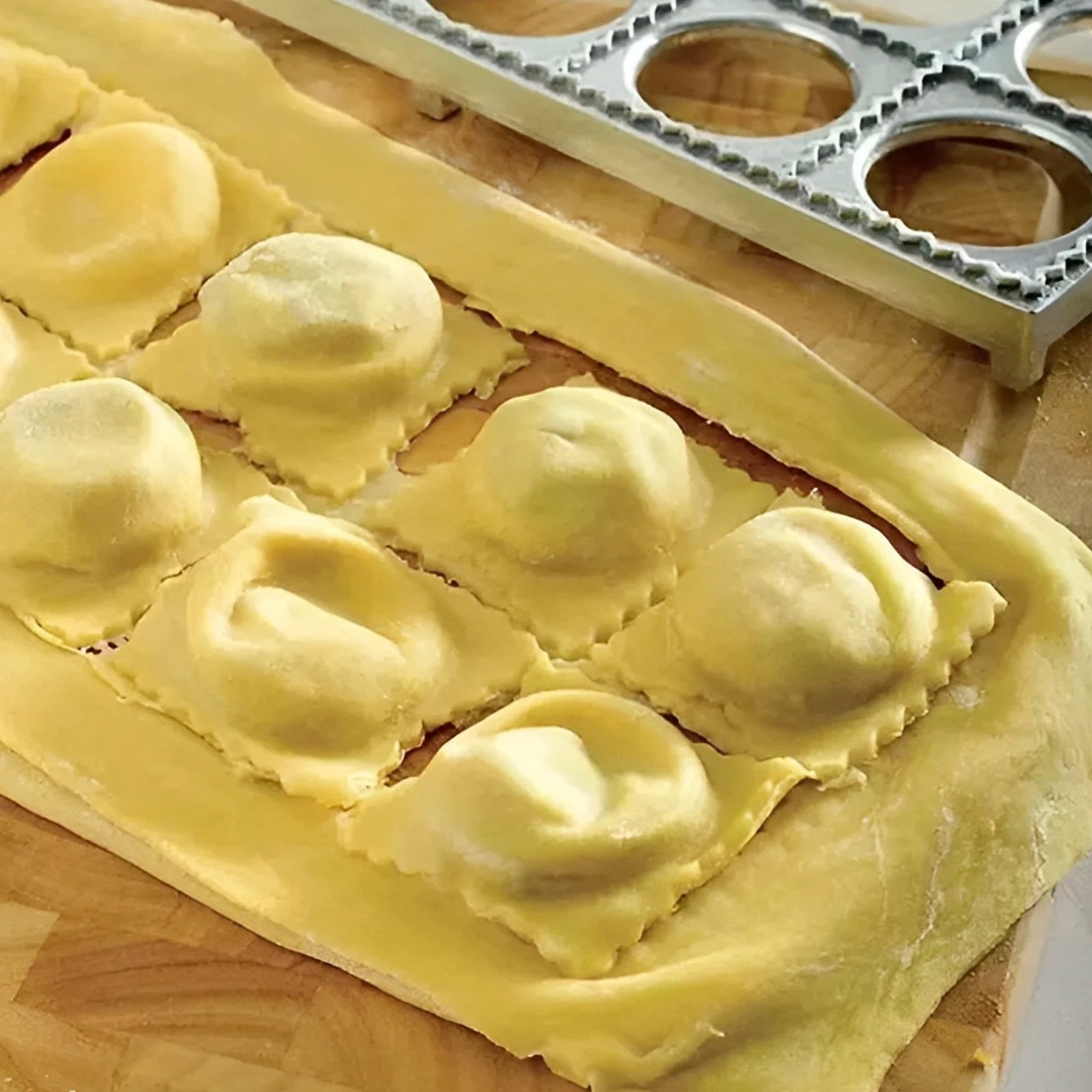 Dumpling Mold 12 Holes Ravioli – Kitchen Job recenzja i cena